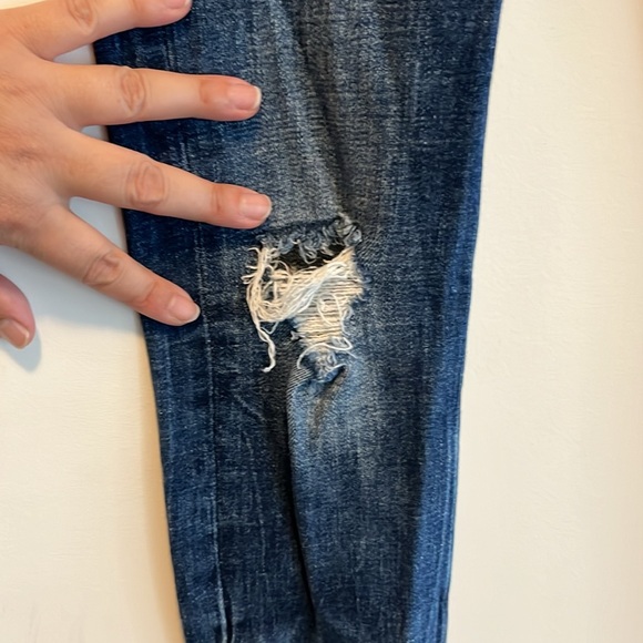 ZARA distressed zip hem jeans - Picture 4 of 11